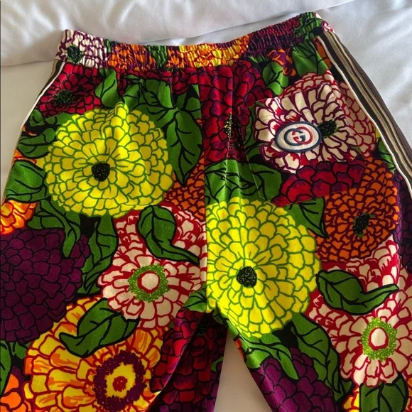 Gucci Multicolor Floral Shorts - Picture 4 of 4